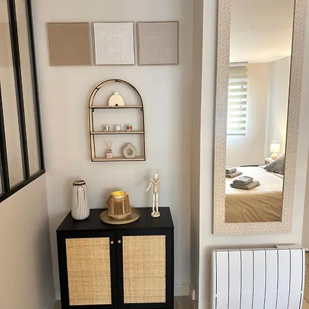 Apartament Grand Au Coeur De I La Place De Morny Et La Gare Sont A 5 Min A Pied Deauville