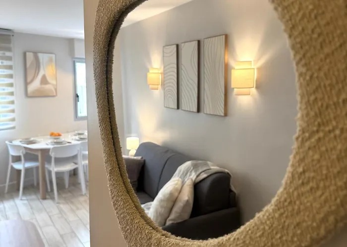 Grand Au Coeur De I La Place De Morny Et La Gare Sont A 5 Min A Pied 도빌