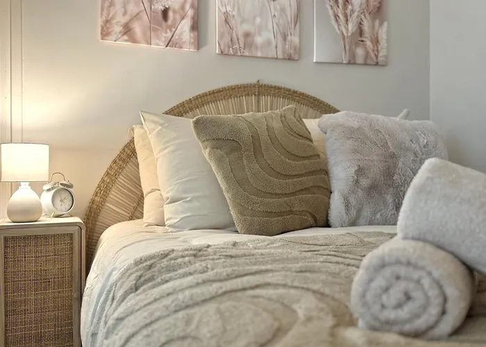 Grand Au Coeur De I La Place De Morny Et La Gare Sont A 5 Min A Pied 도빌