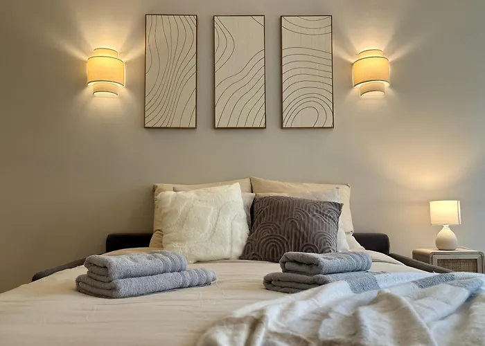 Grand Au Coeur De I La Place De Morny Et La Gare Sont A 5 Min A Pied * 도빌